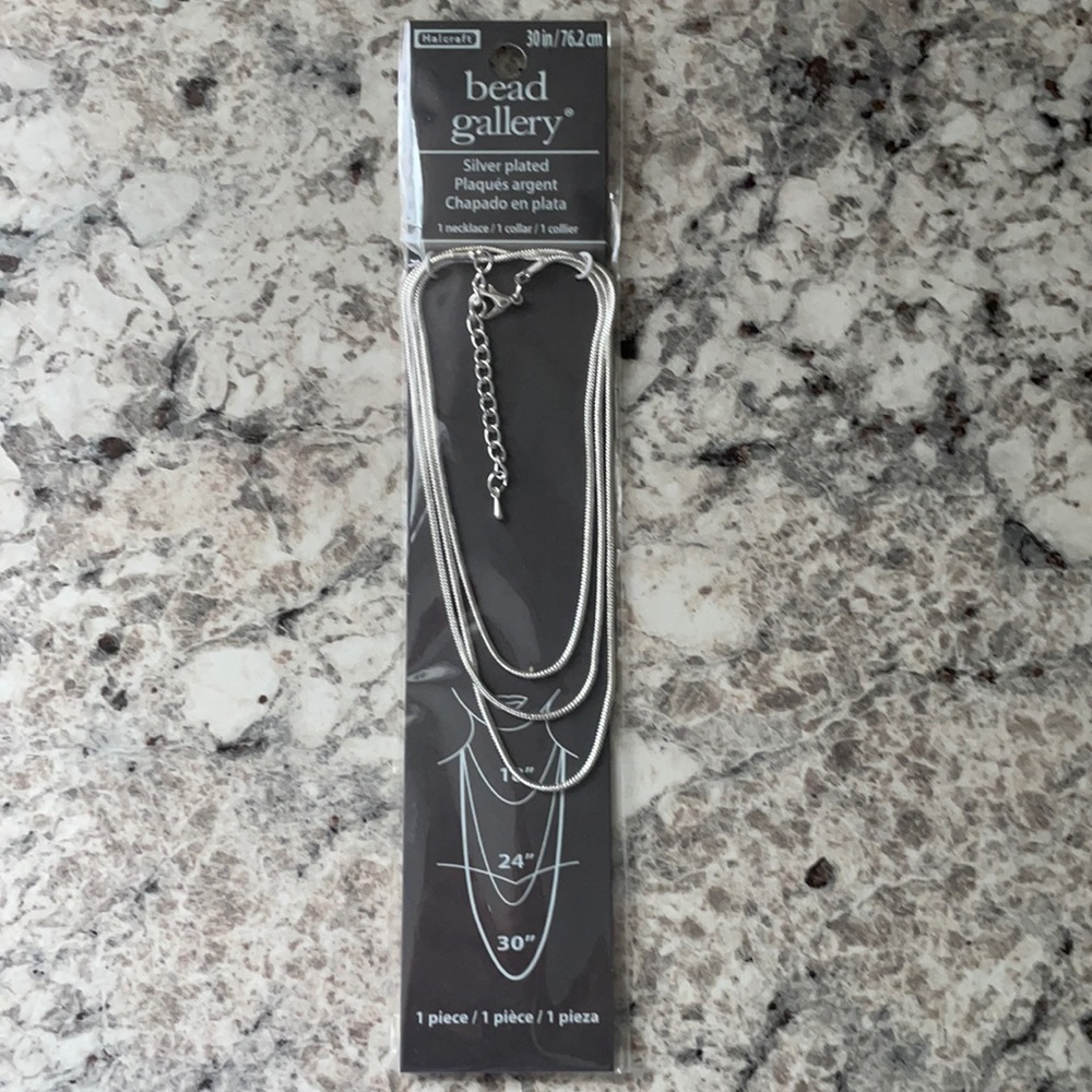 NWT Silver Plated Necklace